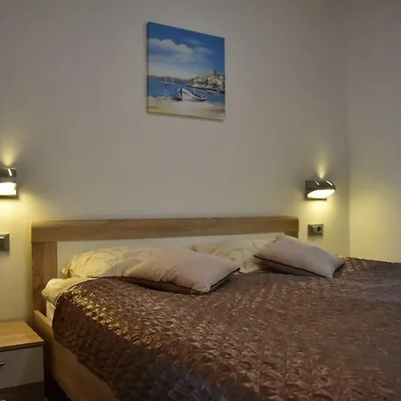 Appartamento App Roko Porec Esterno foto